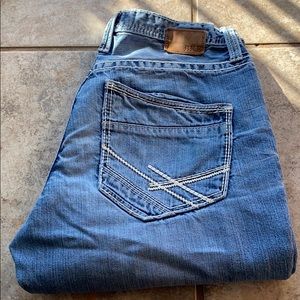 BKE Derek size 34x32